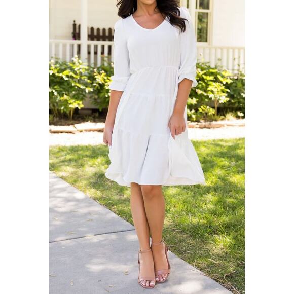 NWT Reborn J White Knee Length Modest Dress - Picture 3 of 4